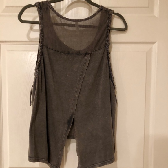 RARE Free People beaded embroidered split back top - Picture 5 of 5